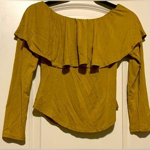 La Banga ruffled mustard